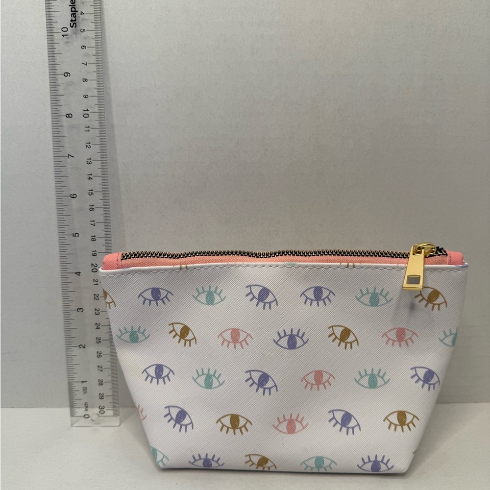Eye Patterned White Pouch - Picture 5 of 6